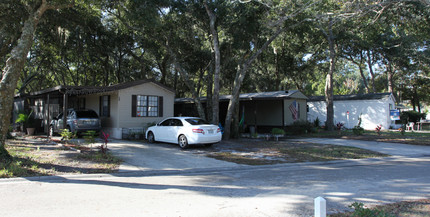 Admirals Walk Mobile Home Community in Jacksonville, FL - Building Photo - Building Photo