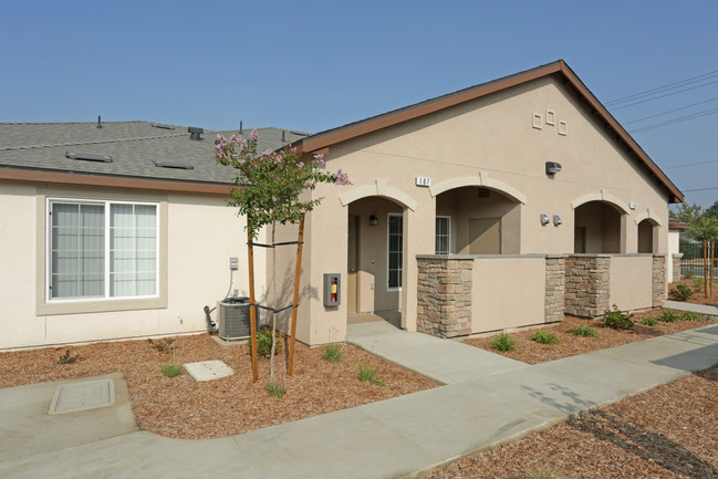 Tollhouse Crossing in Clovis, CA - Building Photo - Building Photo