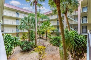 1820 N Lauderdale Ave, Unit 3106 in North Lauderdale, FL - Building Photo
