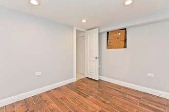 2825 N Francisco Ave in Chicago, IL - Building Photo - Building Photo