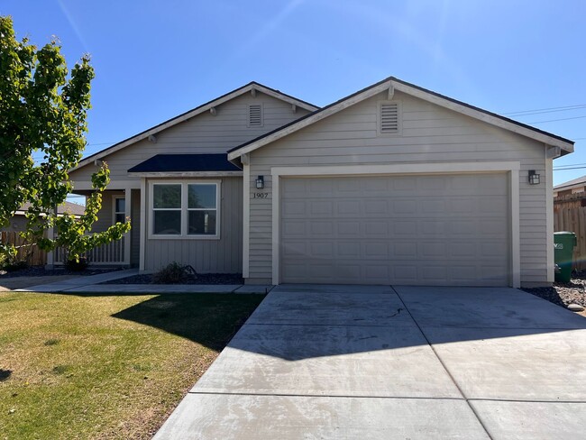 property at 1907 Canal Dr