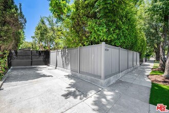 4735 Farmdale Ave in Los Angeles, CA - Building Photo - Building Photo