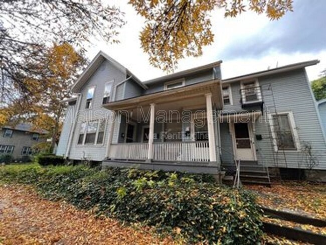 279 S Goodman St in Rochester, NY - Building Photo - Building Photo