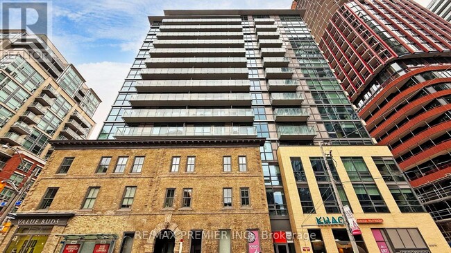 39-1139 Sherbourne St in Toronto, ON - Building Photo - Building Photo