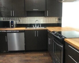 2972 NW 67th Ct in Fort Lauderdale, FL - Building Photo - Building Photo