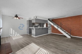 2804 Norcade Cir in Sacramento, CA - Building Photo - Building Photo