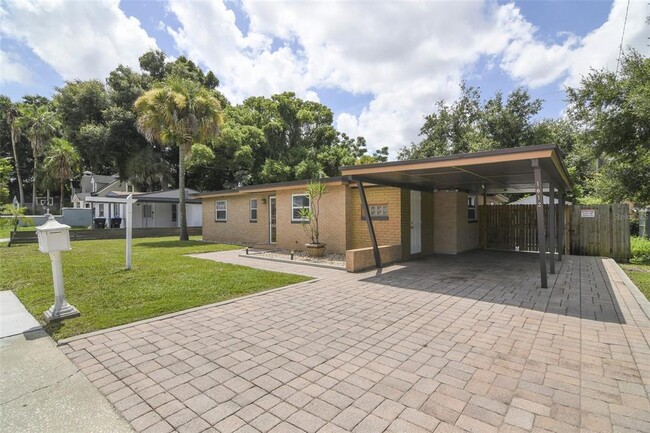 1012 W Fairbanks Ave in Orlando, FL - Building Photo - Building Photo