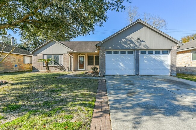 2514 General Colony Dr in Friendswood, TX - Building Photo - Building Photo