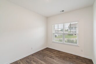 116 Kaley Ln in Lenoir City, TN - Building Photo - Building Photo