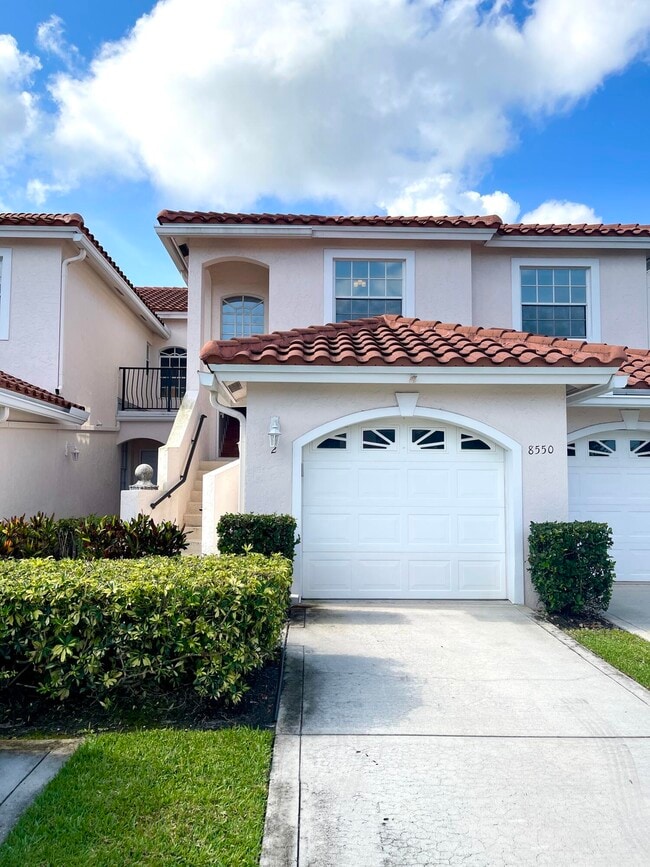 property at 8550 Vía Romana