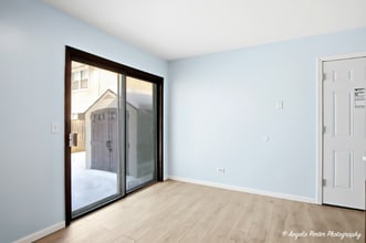 831 Washington St in Woodstock, IL - Building Photo - Building Photo