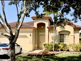 8841 SW 212th Terrace in Cutler Bay, FL - Building Photo