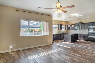 3345 E Pinchot Ave in Phoenix, AZ - Building Photo - Building Photo