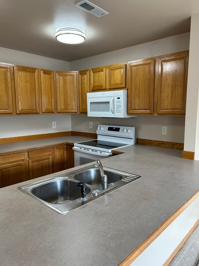 1202 3rd St, Unit 1202 3rd St. #4 in Wenatchee, WA - Building Photo - Building Photo