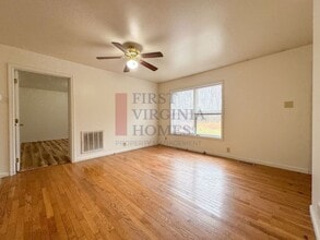 310 Gold Mine Rd in Palmyra, VA - Building Photo - Building Photo