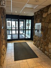 150 Charlton Ave E in Hamilton, ON - Building Photo - Building Photo