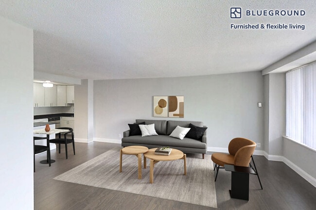 2111 Richmond Hwy in Arlington, VA - Building Photo - Building Photo