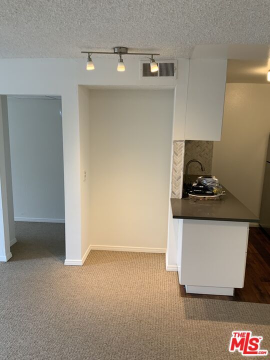 5109 Raintree Cir in Culver City, CA - Building Photo - Building Photo