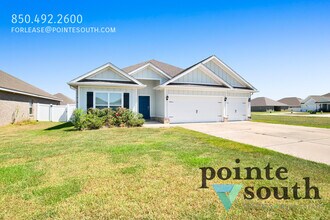 24847 Smarty Jones Cir in Daphne, AL - Building Photo - Building Photo