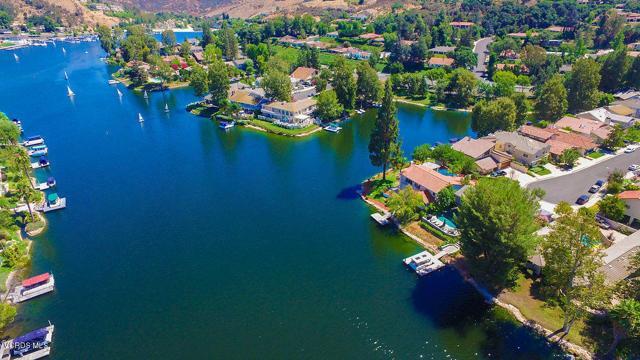 3827 Charthouse Cir in Westlake Village, CA - Building Photo - Building Photo