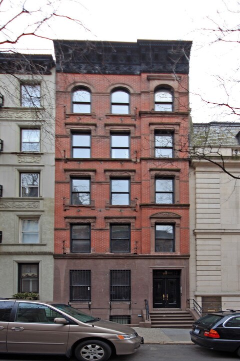 66 E 93rd St in New York, NY - Building Photo