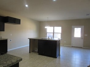 6106 Eusebio Dr in Laredo, TX - Building Photo - Building Photo