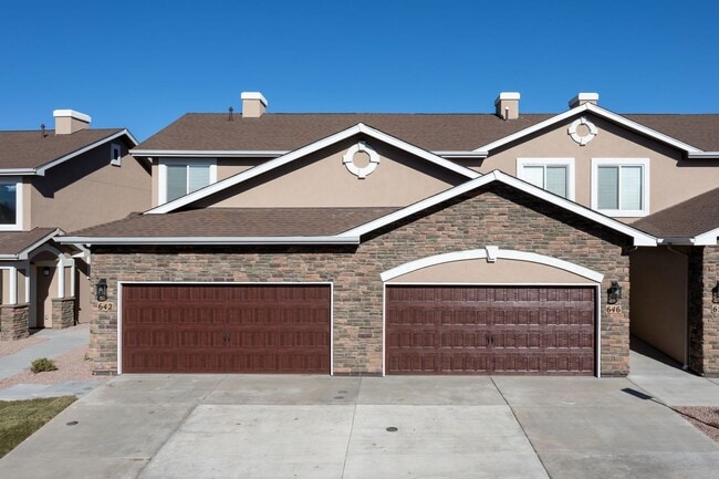 property at 650 Thimbleberry Point