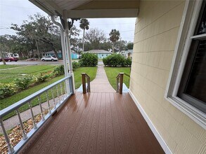 830 S Beach St in Daytona Beach, FL - Foto de edificio - Building Photo