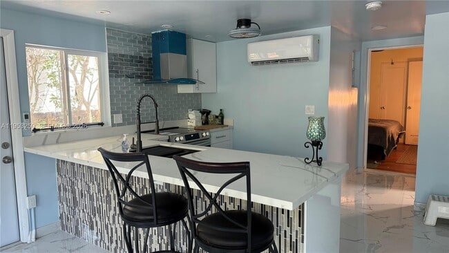 property at 1633 McKinley St