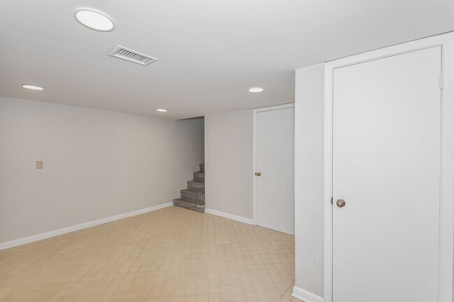4021 E Mount Vernon St in Wichita, KS - Building Photo - Building Photo