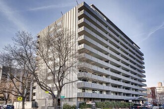 909 Logan St in Denver, CO - Building Photo - Building Photo
