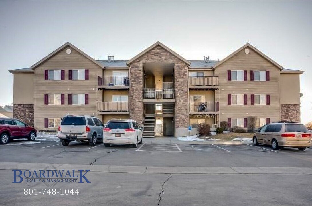 1529 Westbury Way in Lehi, UT - Building Photo
