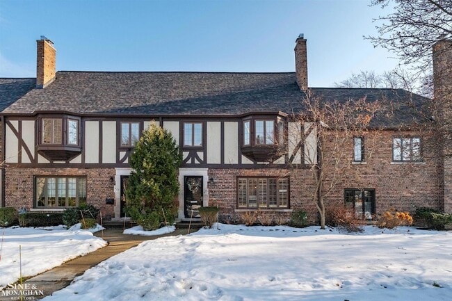 property at 476 St Clair Ave