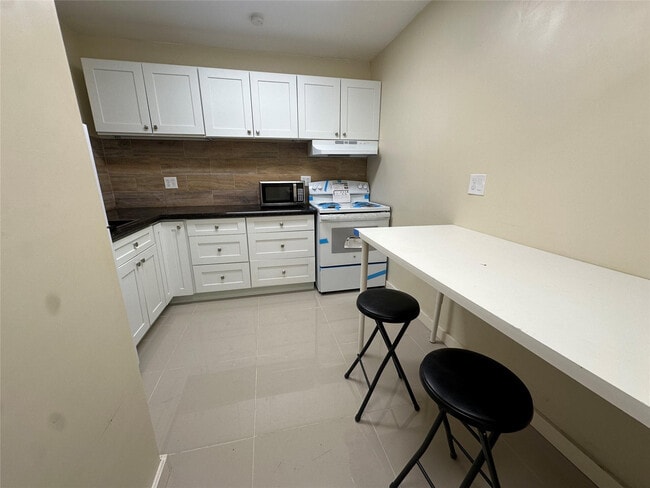 1101 NW 7th Ave in Fort Lauderdale, FL - Building Photo - Building Photo