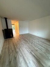 20620 76th Ave W in Edmonds, WA - Foto de edificio - Building Photo