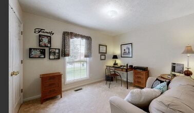348 Huntington Dr in Gallatin, TN - Building Photo - Building Photo
