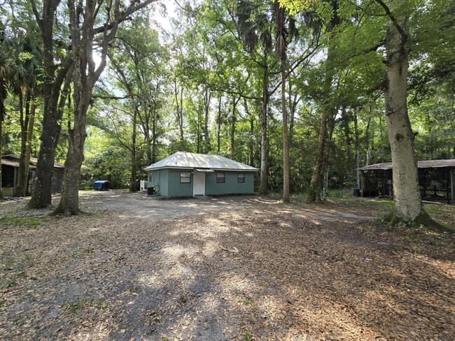 property at 217 S Tuck Point