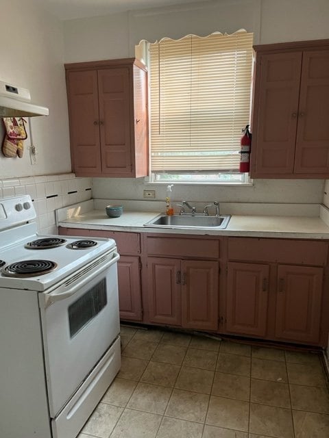 1524 Magee Ave in Philadelphia, PA - Foto de edificio - Building Photo