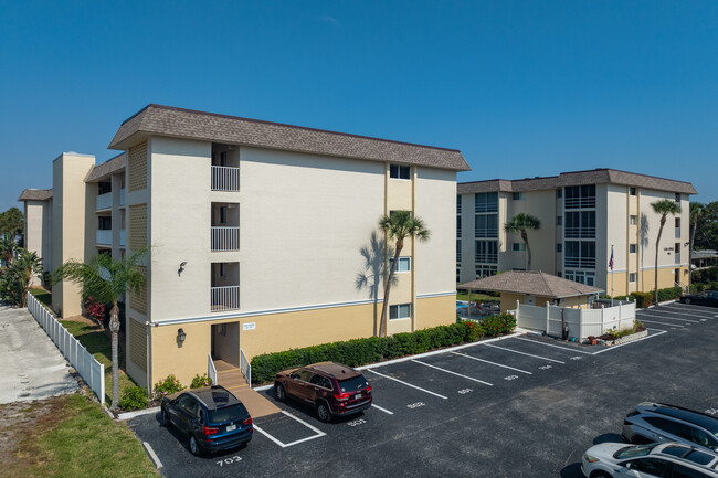 Casa Seville in Venice, FL - Building Photo - Building Photo