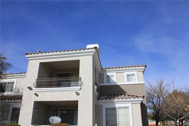 property at 2325 Windmill Pkwy