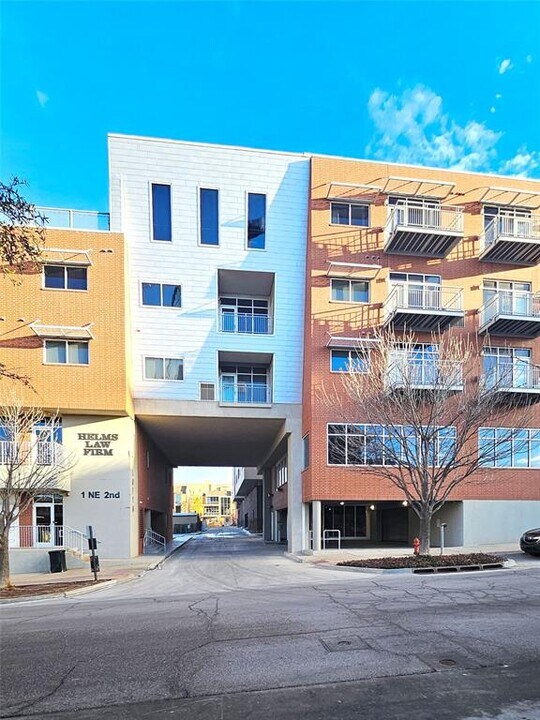 1 NE 2nd St in Oklahoma City, OK - Building Photo