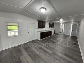 308 Pleasant Valley Rd SE in Silver Creek, GA - Building Photo - Building Photo