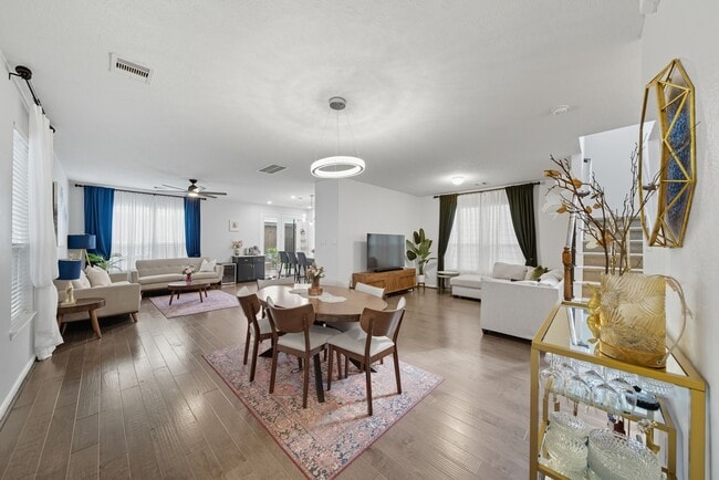 property at 8624 Cedar Plains Ln