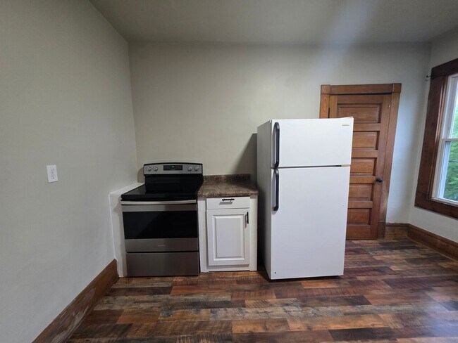 750 Baker St in Wisconsin Rapids, WI - Building Photo - Building Photo