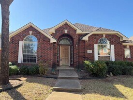 1329 Bent Tree Dr in Frisco, TX - Building Photo