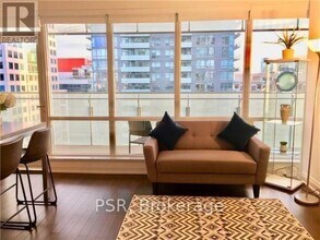 80 John St in Toronto, ON - Building Photo - Building Photo