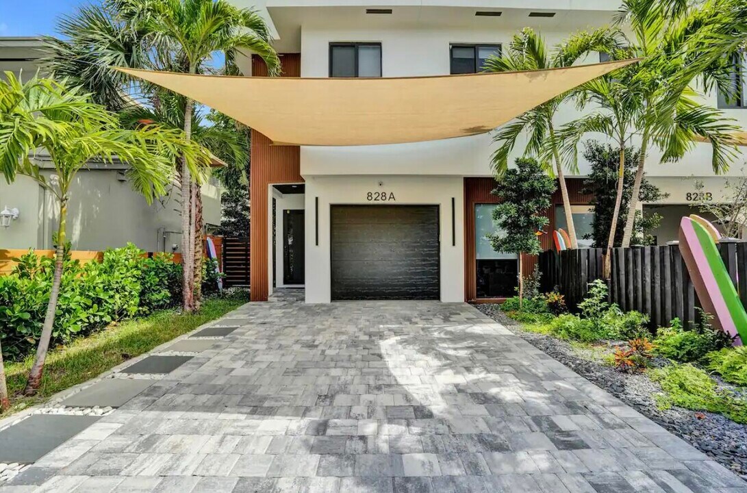 828 SW 16th St in Fort Lauderdale, FL - Building Photo