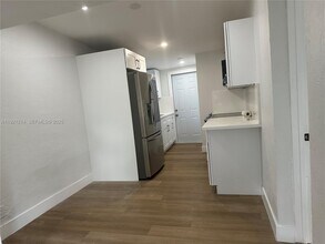 2120 Service Rd in Opa Locka, FL - Building Photo - Building Photo