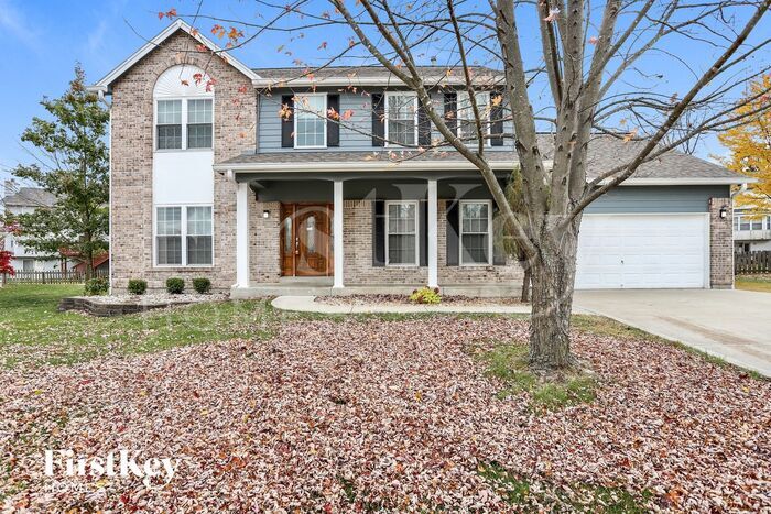 2236 Currier Pl in O'Fallon, MO - Foto de edificio