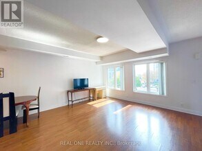 25 Richgrove Dr in Toronto, ON - Building Photo - Building Photo